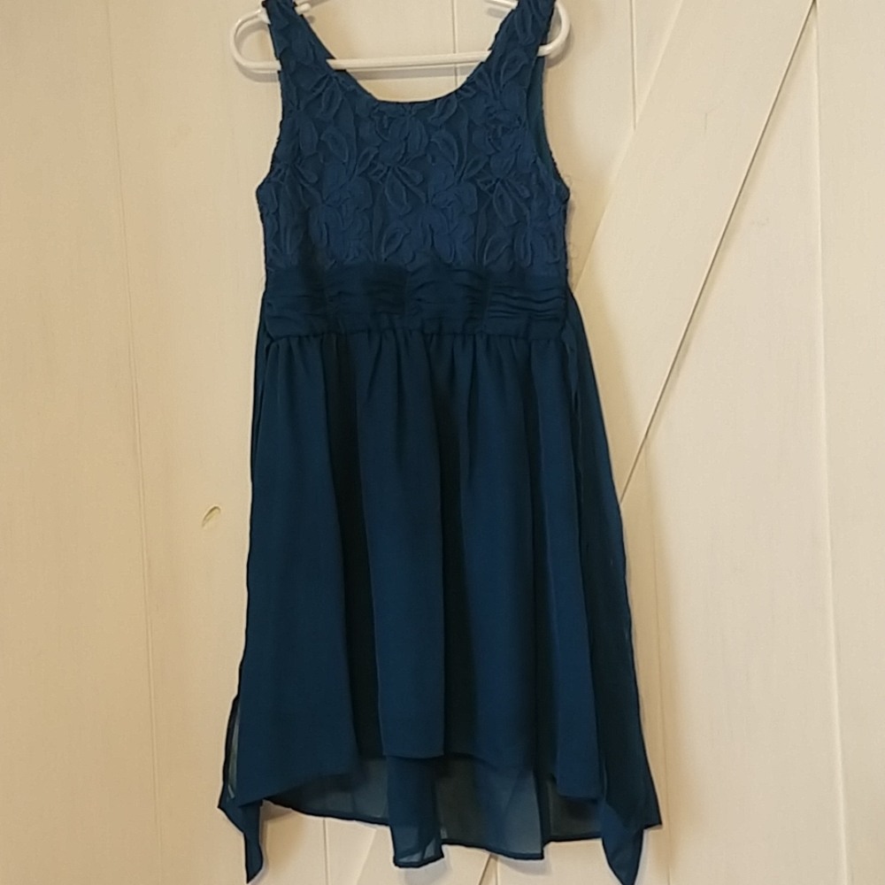 Girls dress